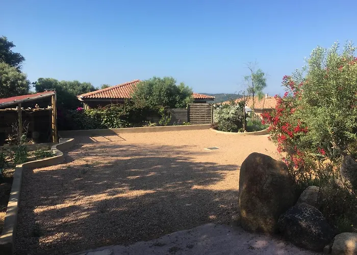 Pensjonat Les Hauts De Frisella Monacia-d'Aullene