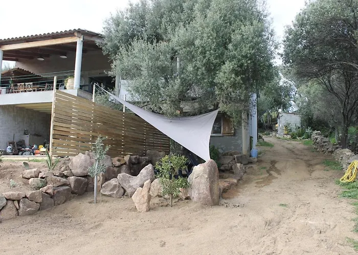 Πανσιόν Les Hauts De Frisella 3*
