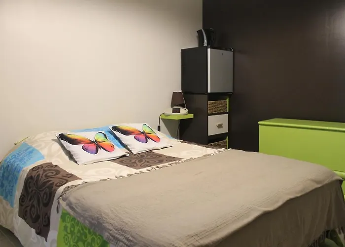 Les Hauts De Frisella Pensjonat 3*