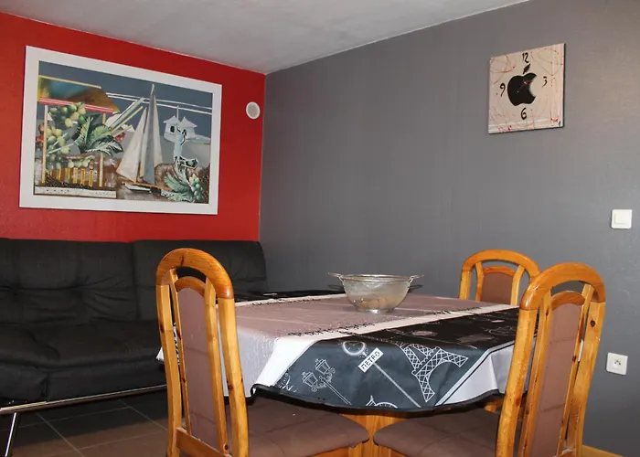 Les Hauts De Frisella 3*